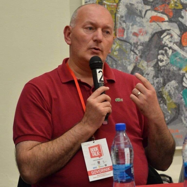 In memoriam Davor Šišović: kviz ŠIŠKOTEKA